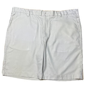 Greg Norman Shorts Men's 42 Khaki Beige Comfort Stretch Flat Front Golf Casual